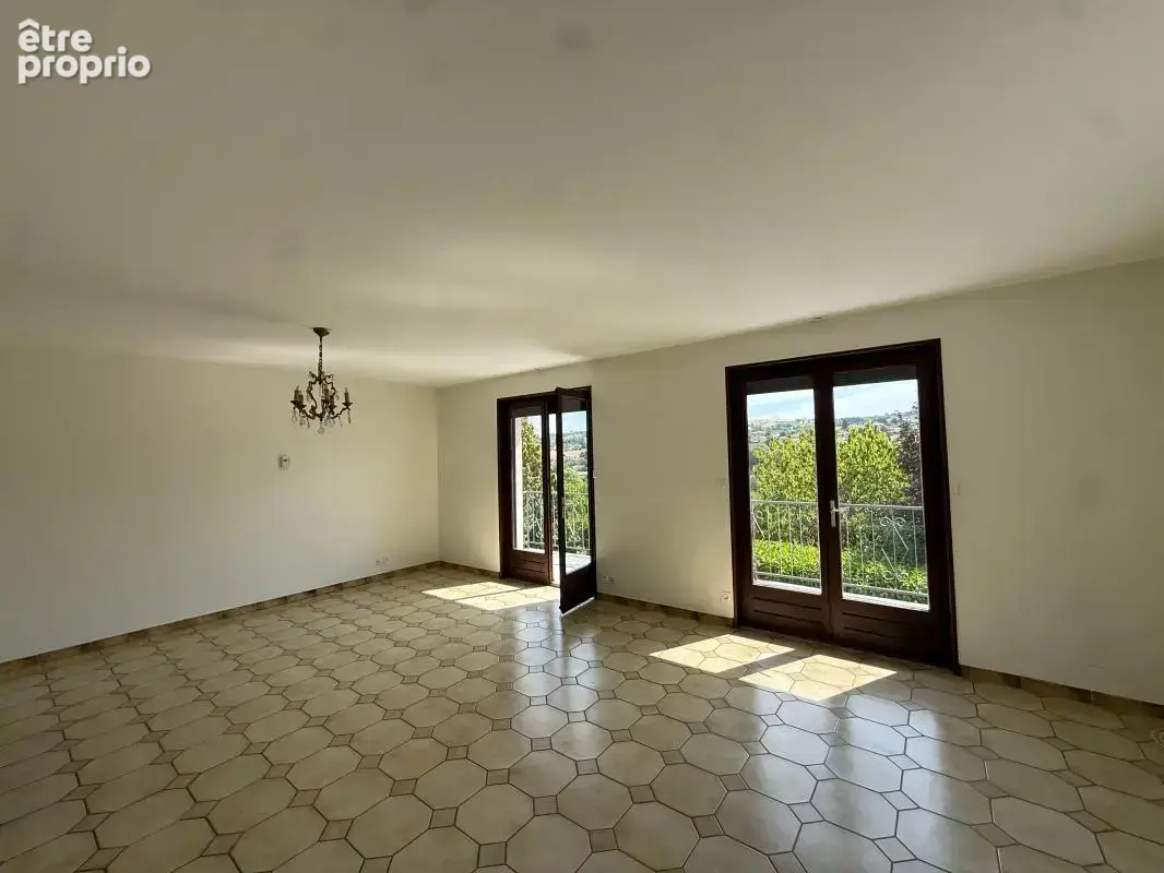 Maison sur sous-sol complet avec jardin sur les hauteurs - photo 23