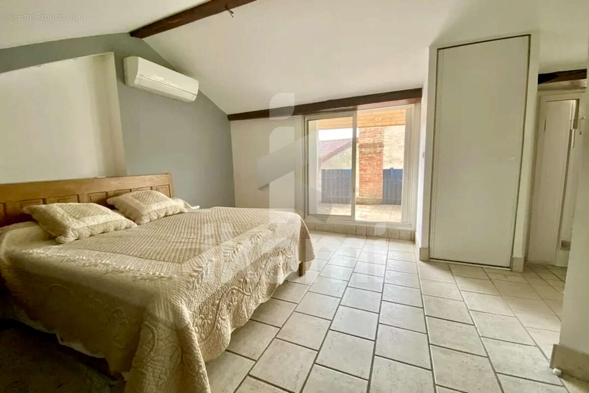 Maison à ROMANS-SUR-ISERE