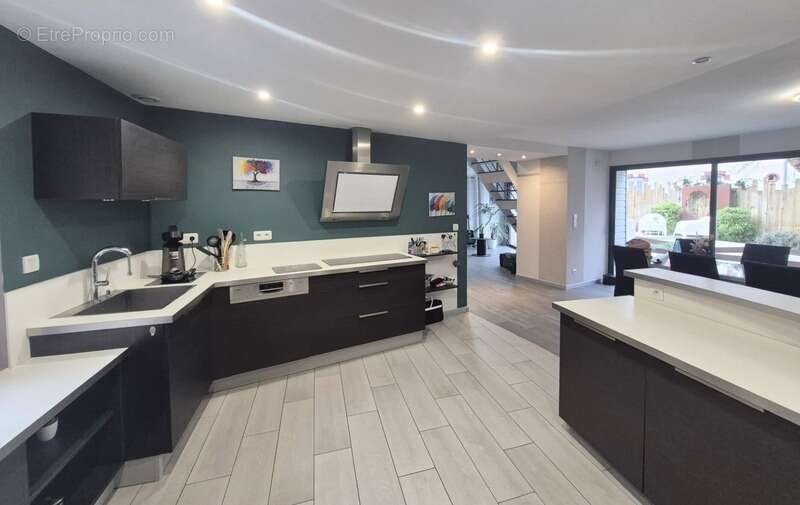 Maison à SAINT-BERTHEVIN