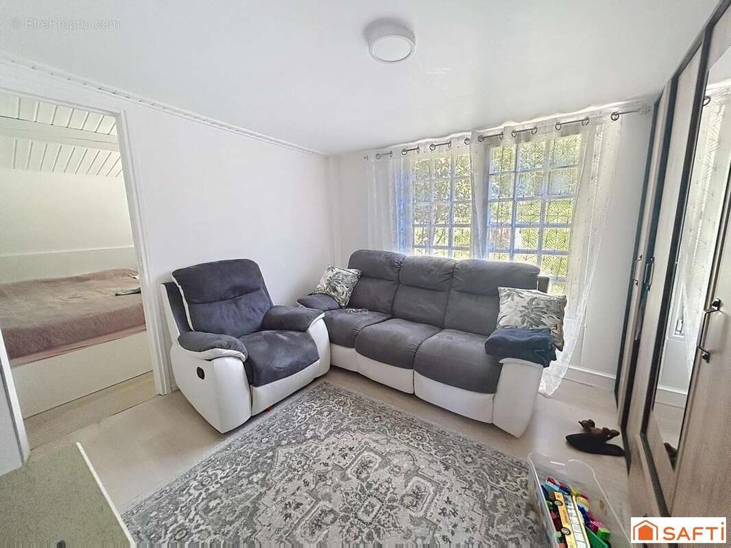 Photo 8 - Maison à VERRIERES-LE-BUISSON