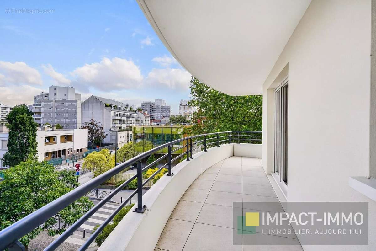 Appartement à COURBEVOIE