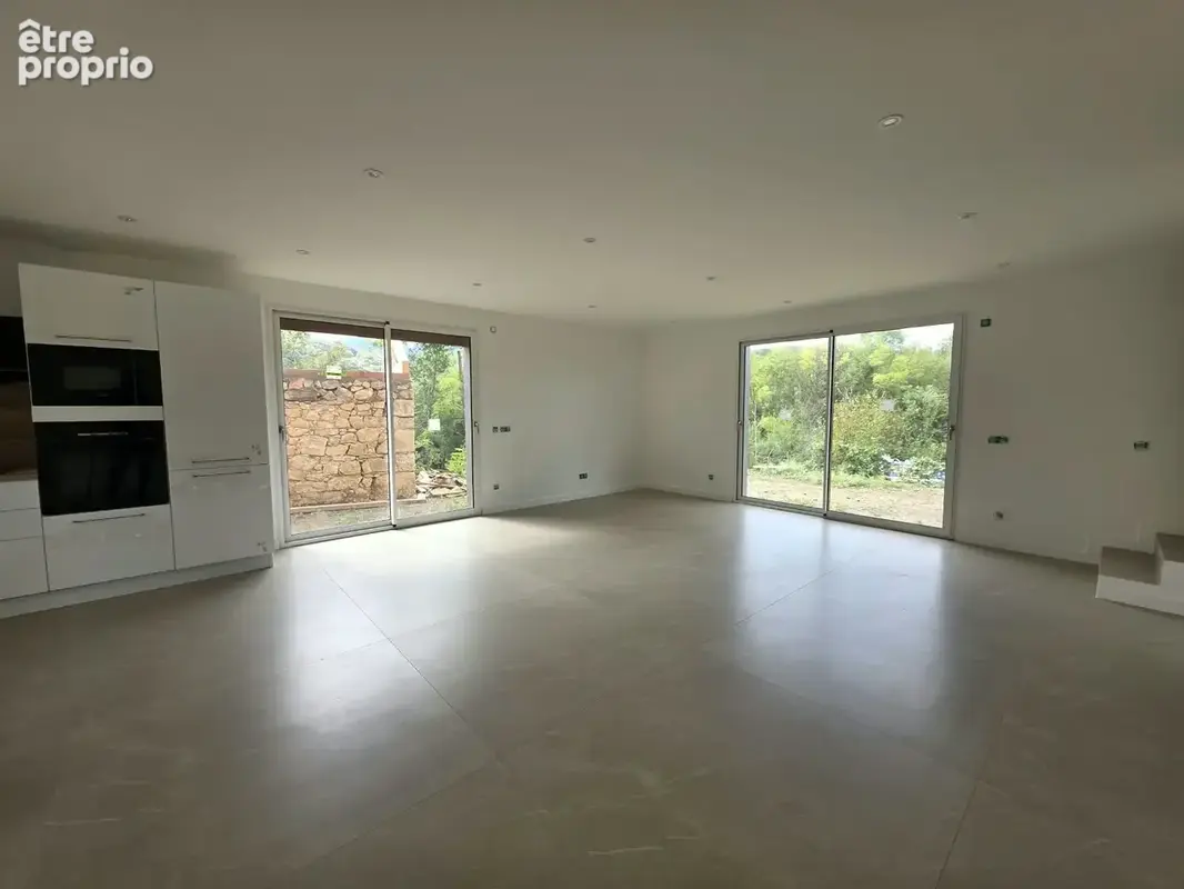 Maison entièrement rénové avec terrain - photo 5