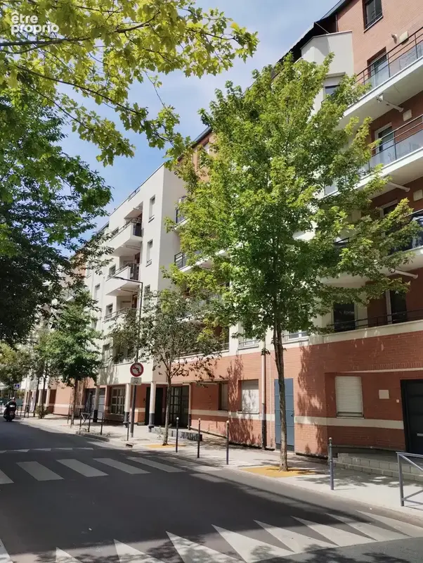 Appartement à ISSY-LES-MOULINEAUX