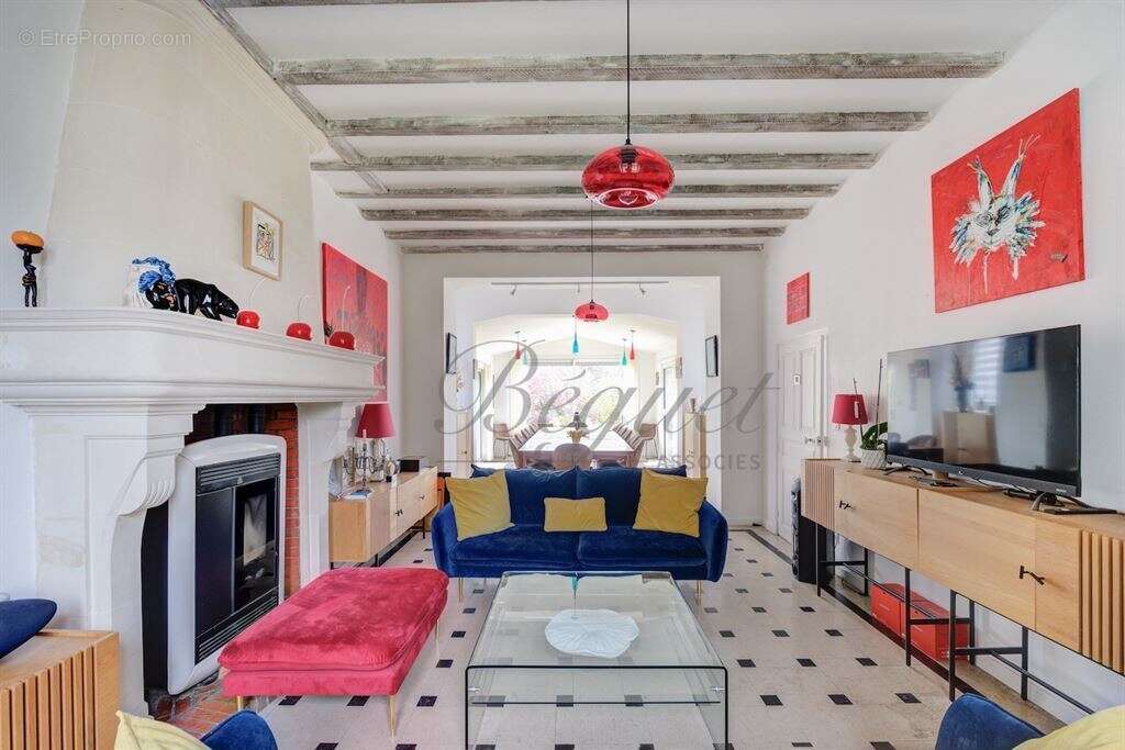 Maison à CRAVANT-LES-COTEAUX