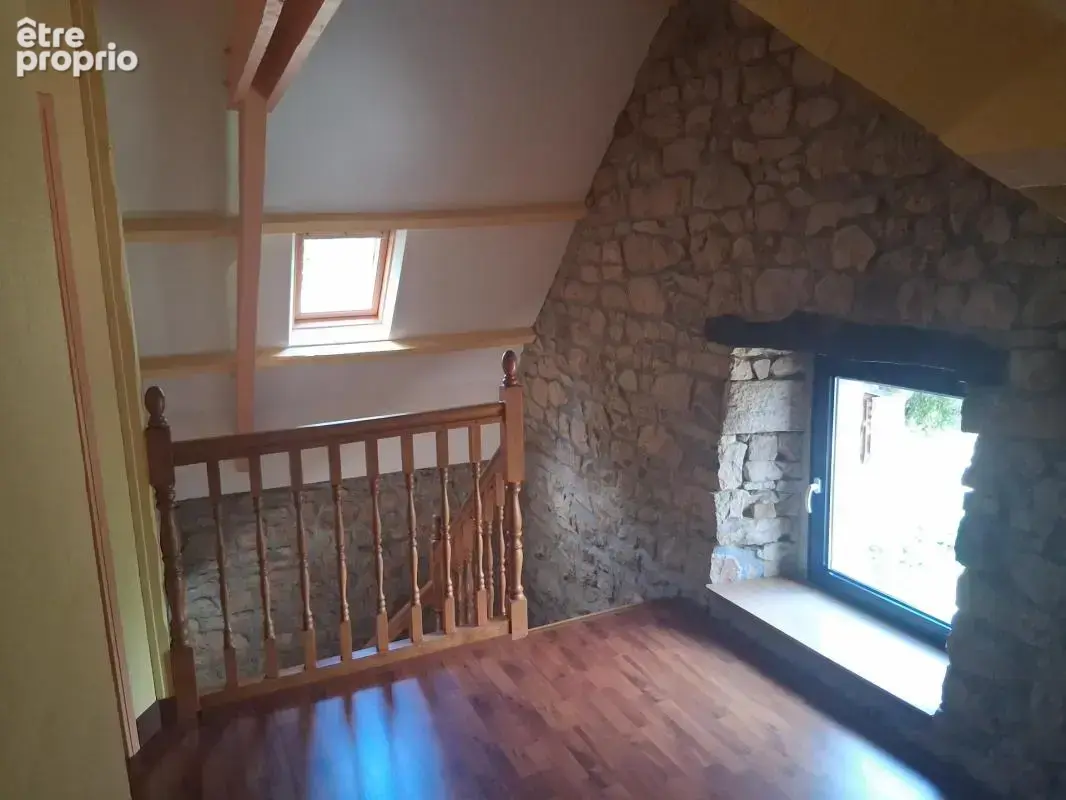 Maison pierre T6 163m² sur jardin arboré 1137m² à BRECH - photo 7