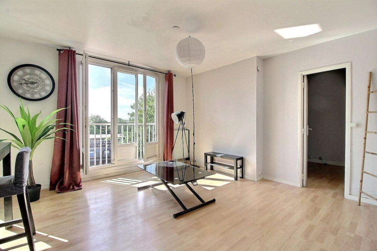 Appartement à MONS-EN-BAROEUL