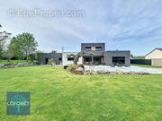 Maison à SAINT-BRICE-EN-COGLES