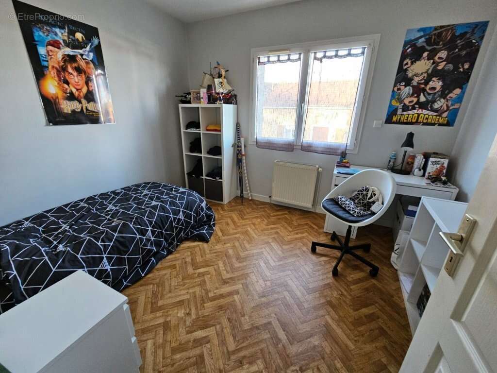 Appartement 180 m² à Le Creusot  - photo 19