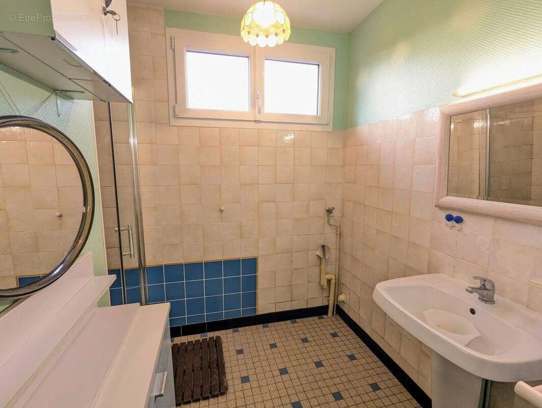 salle d'eau - Maison à GRANDCAMP-MAISY