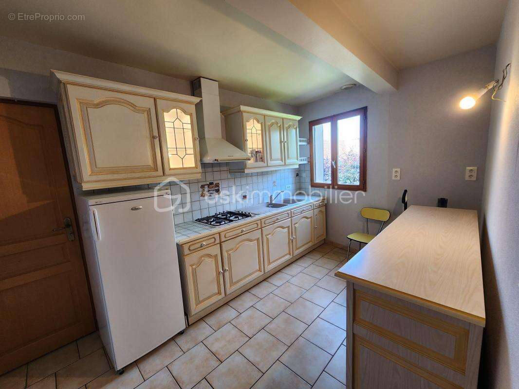 Maison à PONT-SUR-YONNE