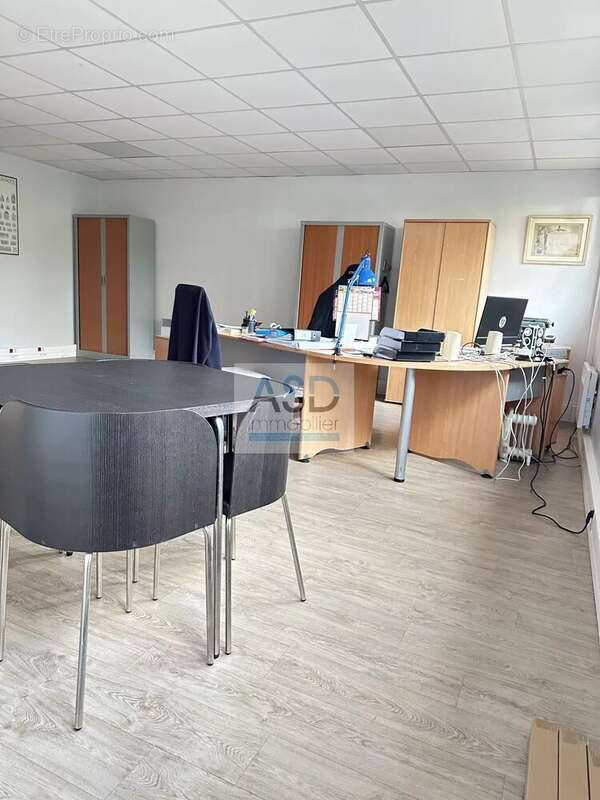 Commerce à VILLENEUVE-D&#039;ASCQ