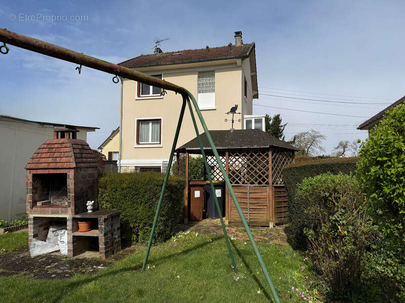 Maison à OSNY