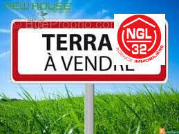 Terrain à CRUSEILLES