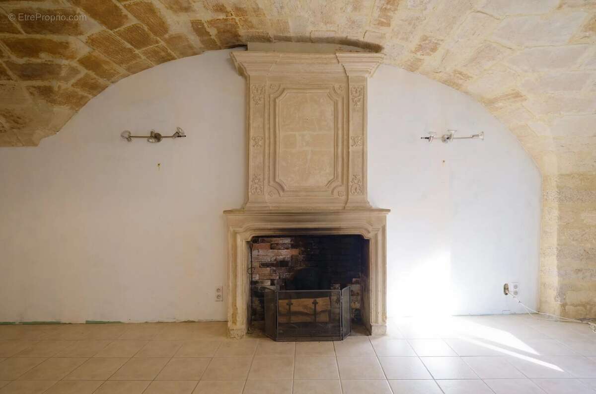 Maison 117 m² à Uzes  - photo 3