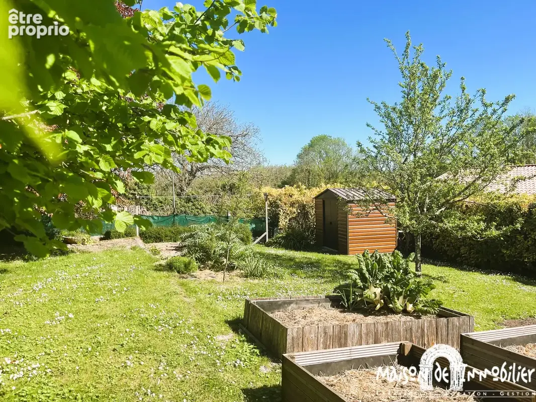 Proche meschers - maison 4 pieces - piscine - beau jardin - dependances - photo 12