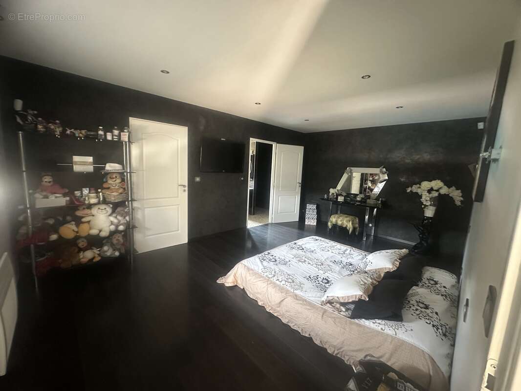 Maison à MONTALIEU-VERCIEU