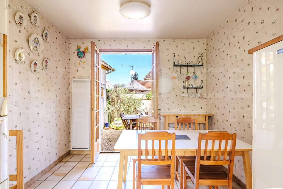 Maison à VILLEPREUX