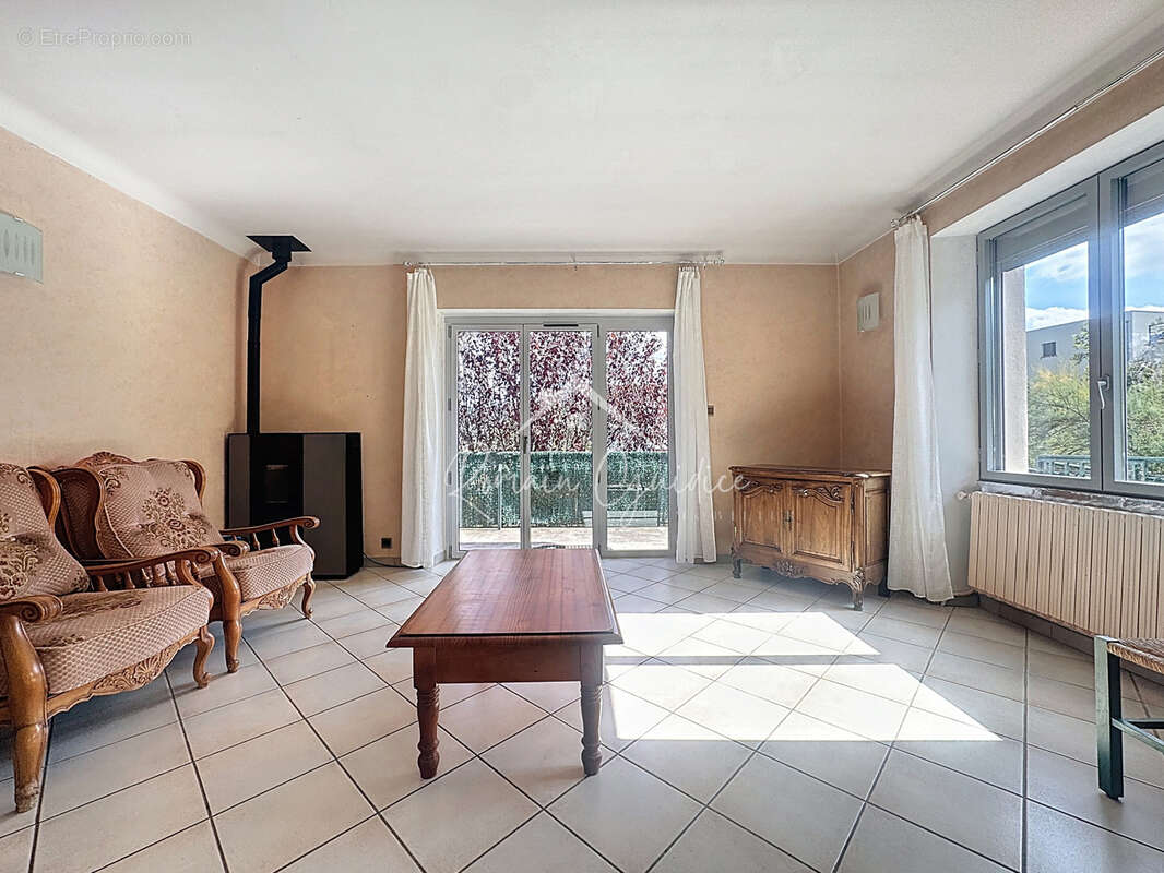 Maison type 5 113 m2 sur terrain de 1529 m2 - photo 9