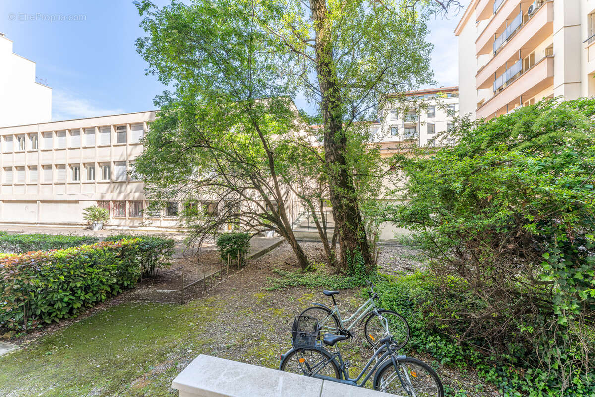 Appartement à LYON-6E