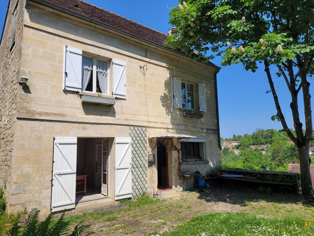 Maison à CHARS