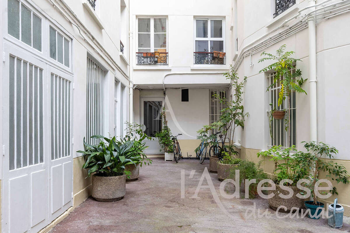 Appartement à PARIS-10E