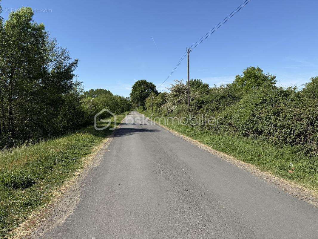 Terrain à LE MANS