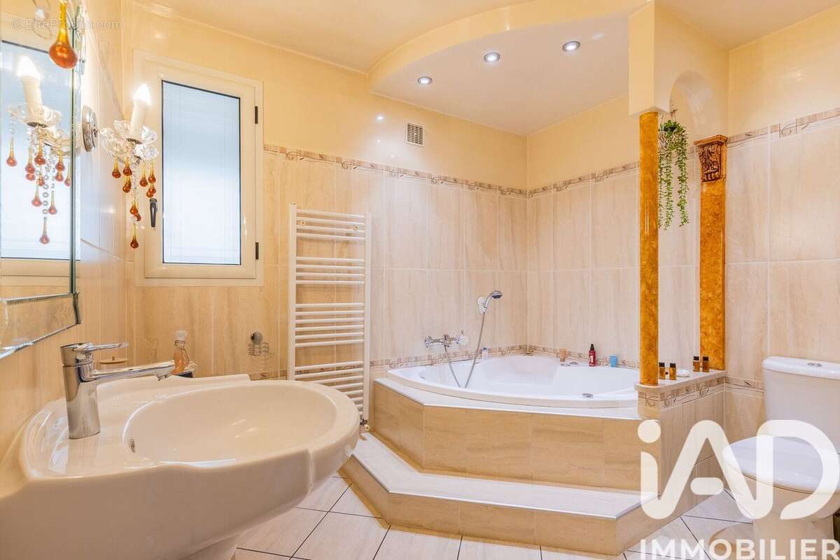 Photo 9 - Maison à MORANGIS