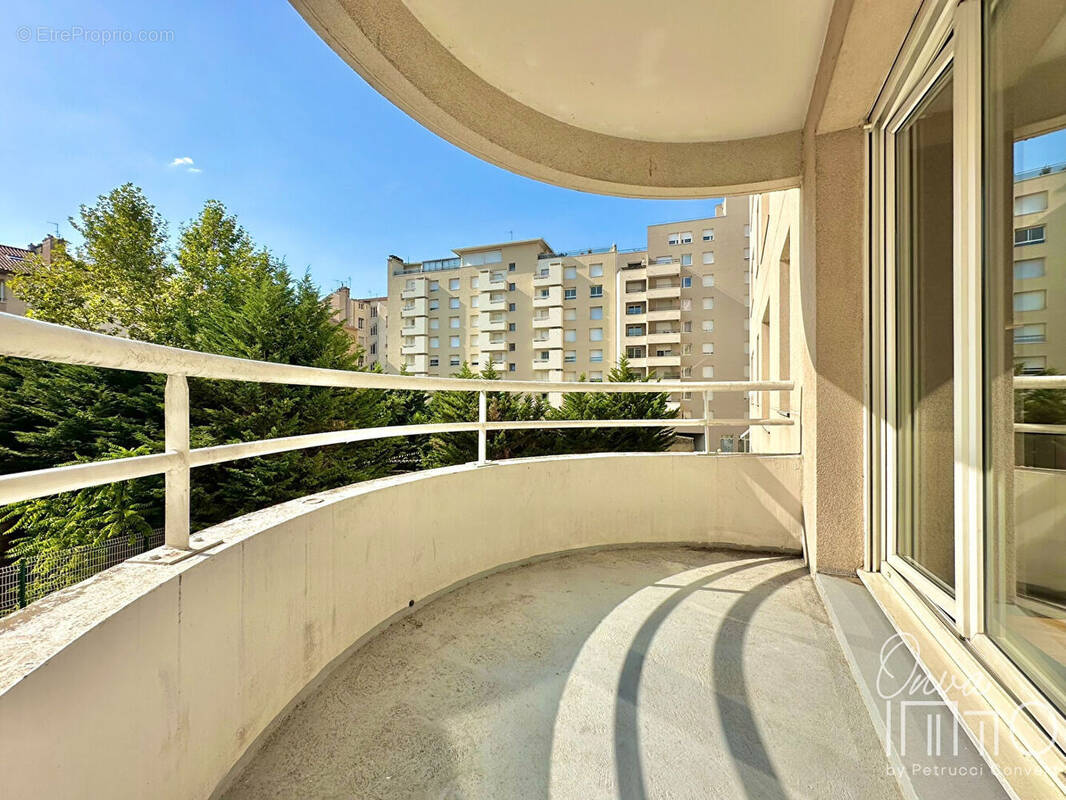 Appartement à VILLEURBANNE
