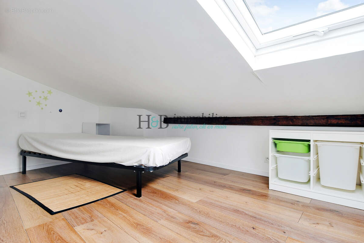 Appartement à PARIS-12E