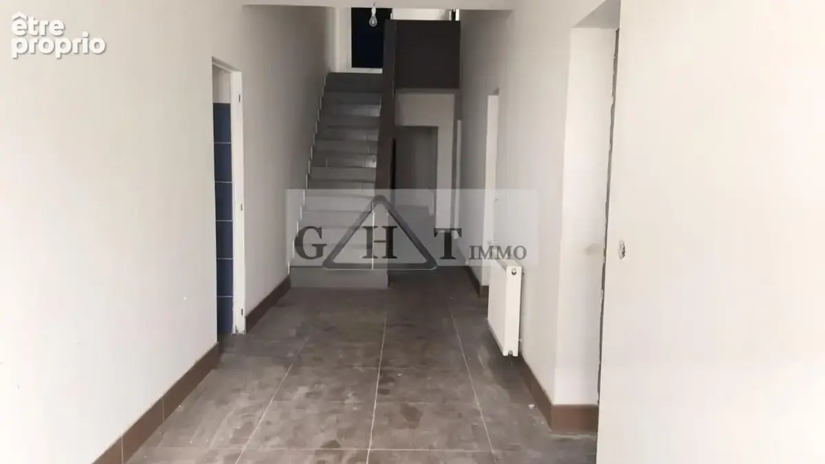 Entrepôt indépendant de 2 277 m² à vendre – meaux - photo 6