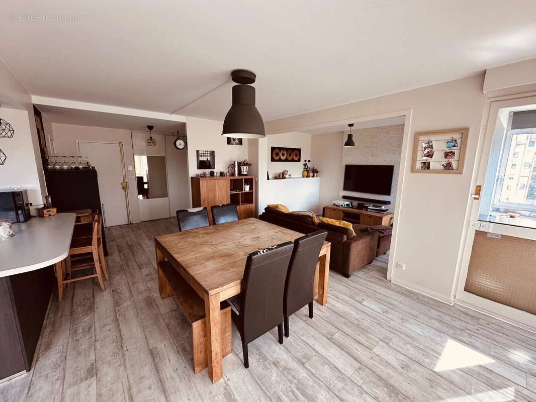 Appartement à VILLARS