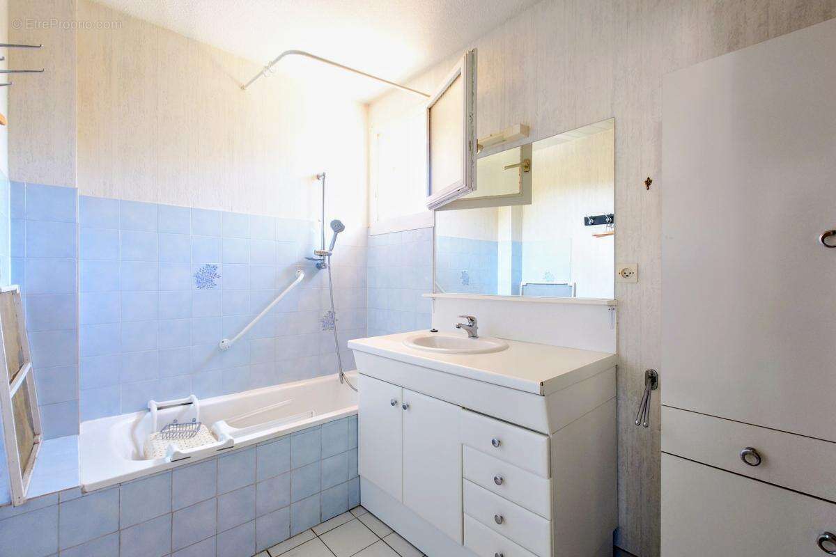Maison 82 m² à Draguignan  - photo 9