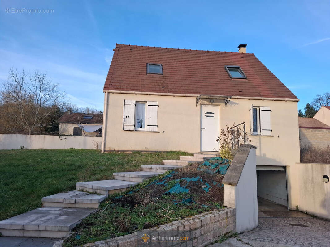 Maison à POMMEUSE
