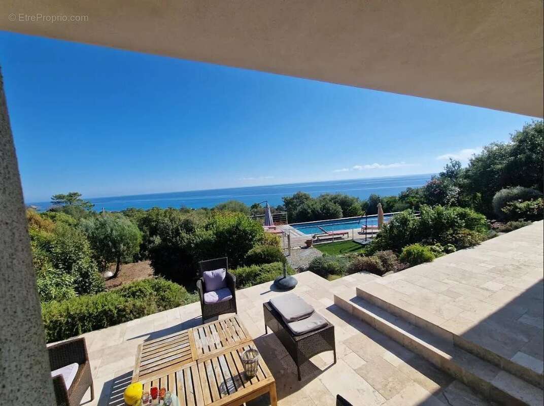 Maison à PORTO-VECCHIO