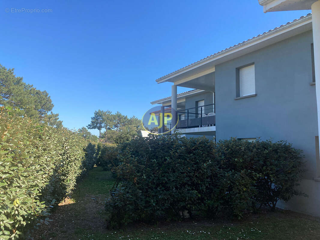Appartement à LE VERDON-SUR-MER