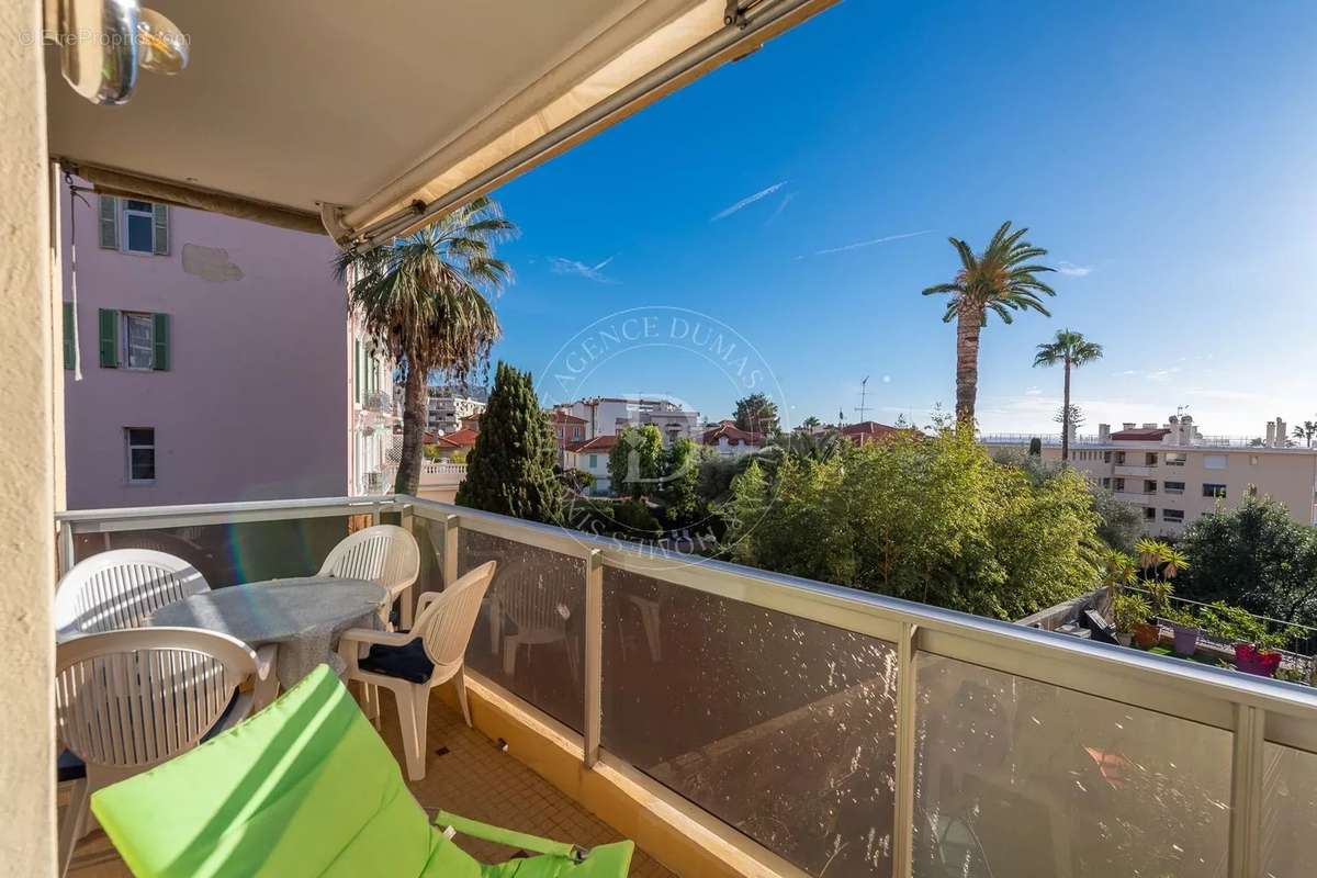 Appartement à BEAULIEU-SUR-MER