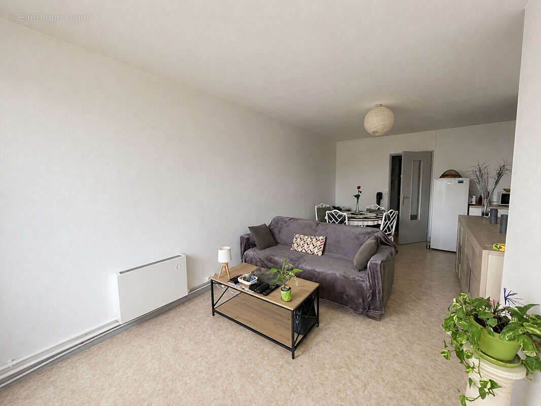 Appartement à AVON