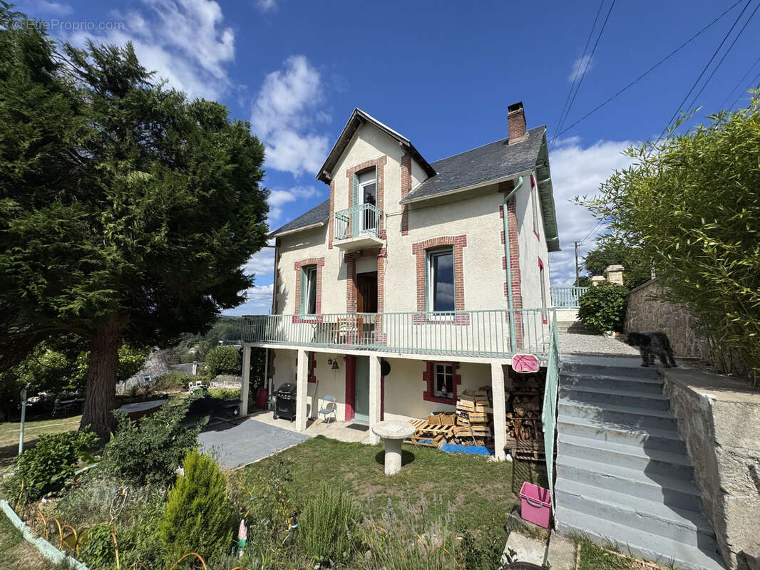 Maison à USSEL