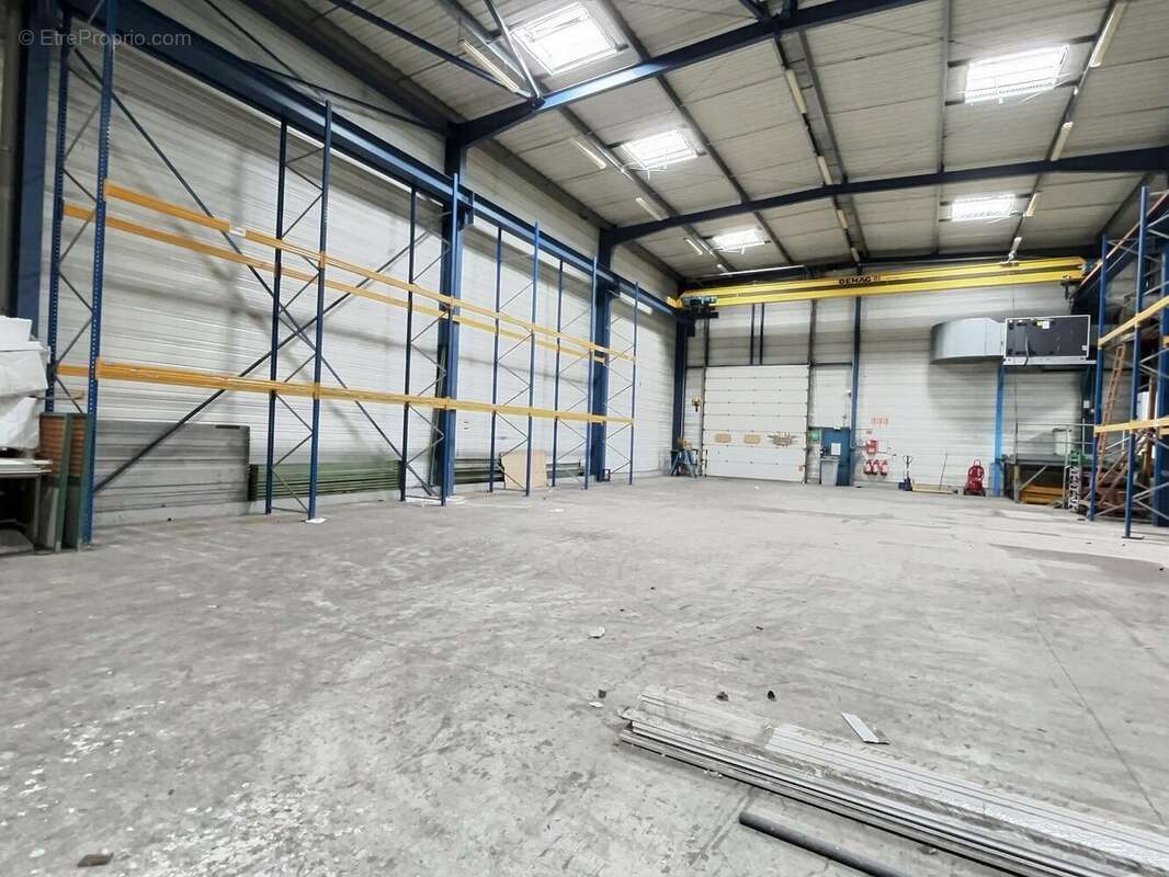 Commerce 1520 m² à Saint-Avold  - photo 2
