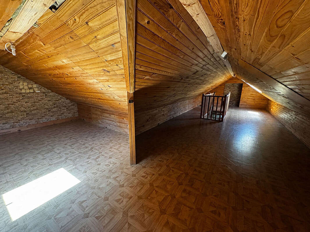 Ennery Maison PLEIN PIEDS 6/7 piéces de 92 M² et 146 M² utile sur terrain 687 M² - photo 11