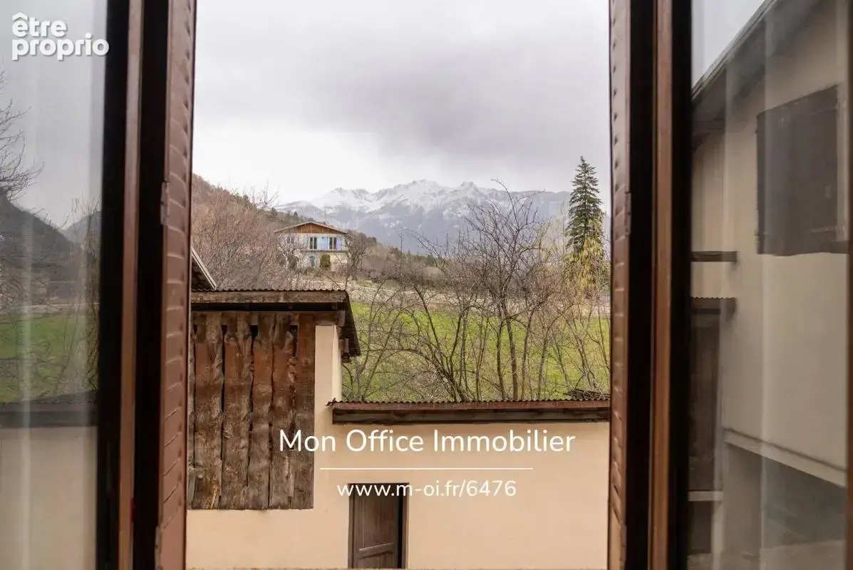 Référence : 6476-MTE. - Bâtisse à rénover - 600 m²- Terrain 3200 m² - photo 21
