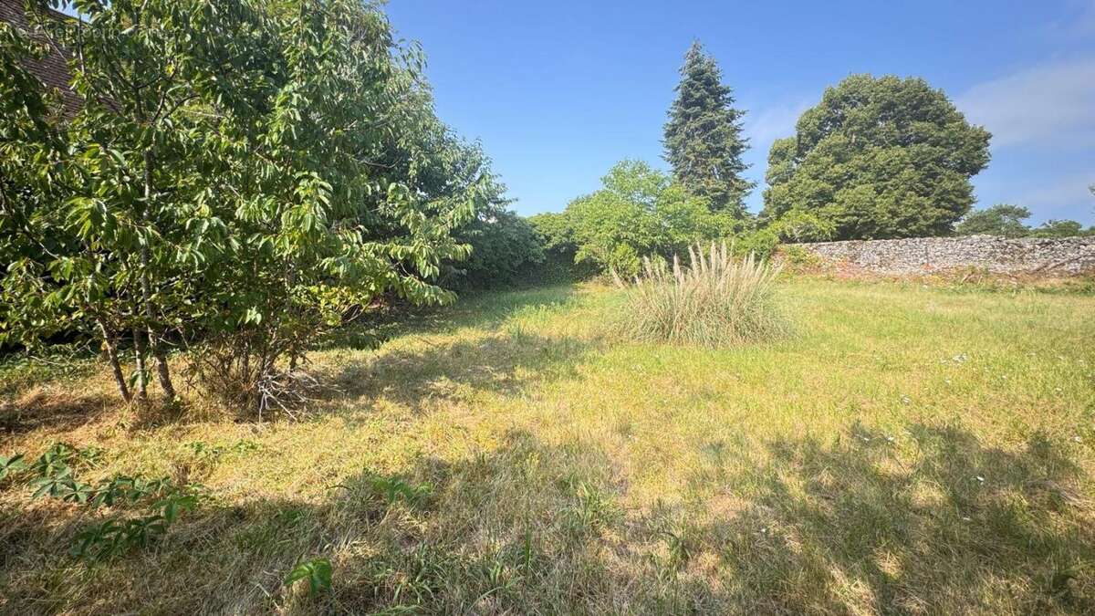 Maison à LIMOGNE-EN-QUERCY