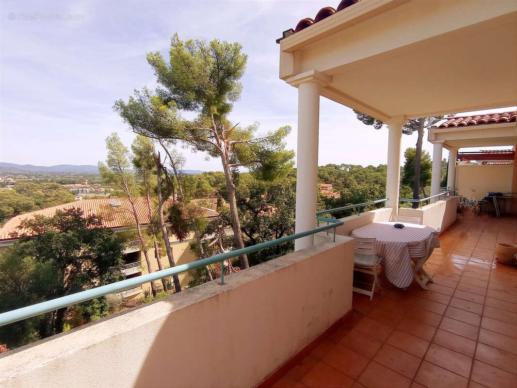 Appartement à HYERES