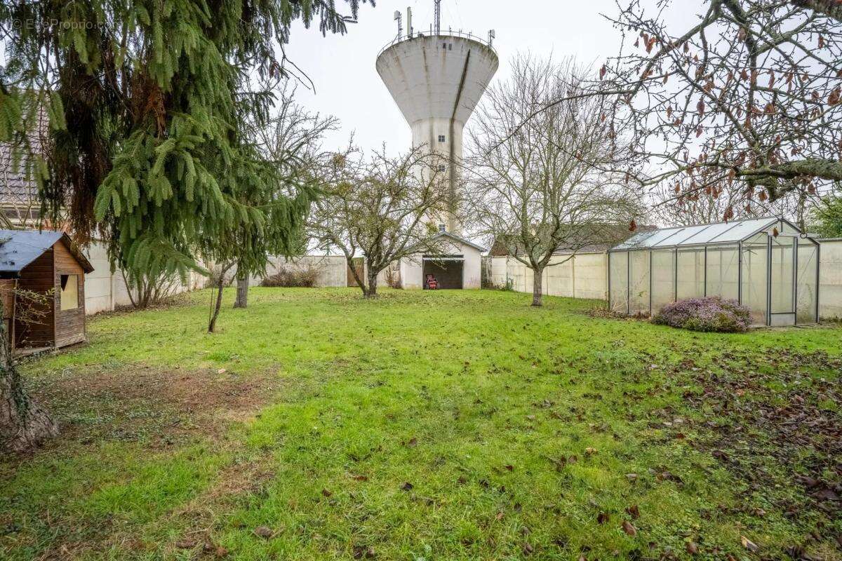 Maison à LA COUTURE-BOUSSEY