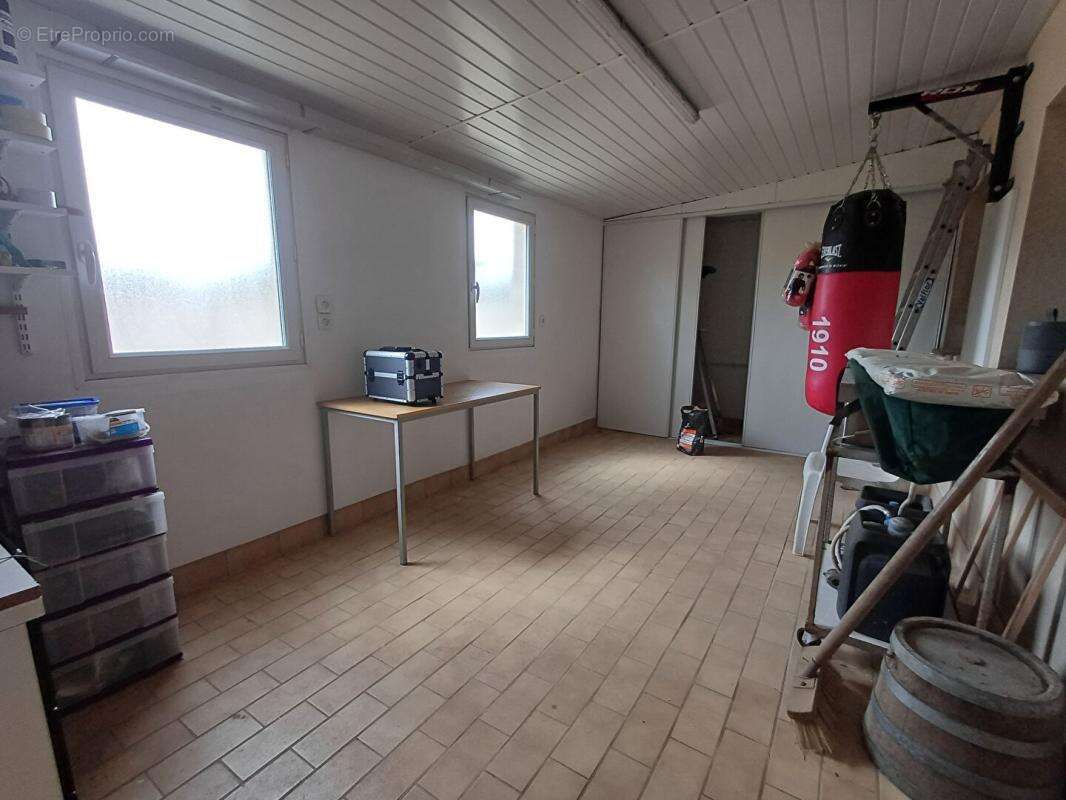 Saint Gelais - Plain-pied 4 chambres - photo 10