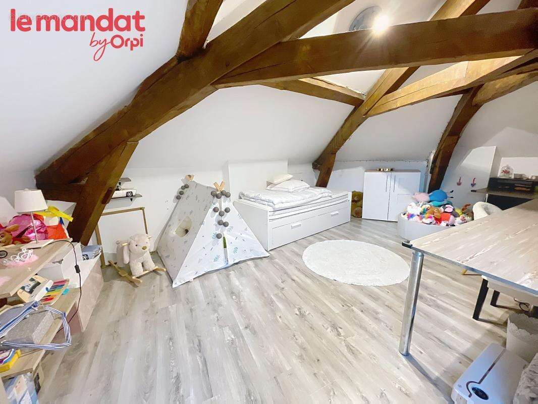 Appartement à SERAINCOURT