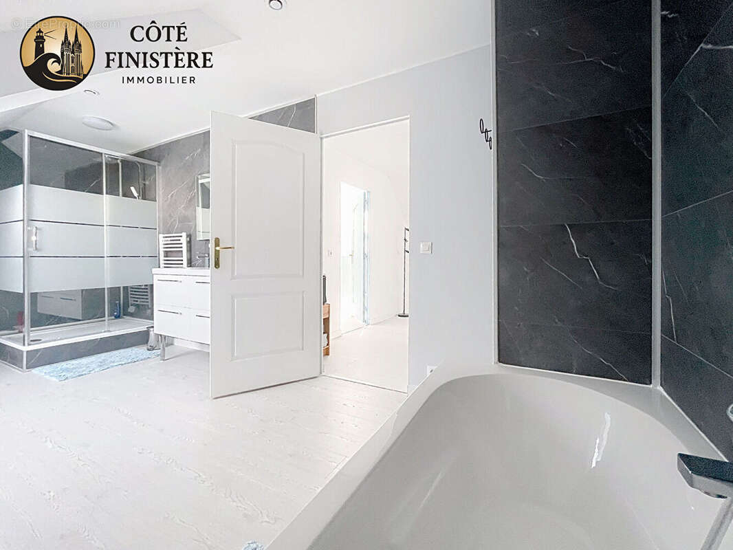 Maison à PONT-L'ABBE