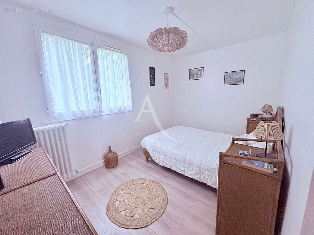 Appartement Bures Sur Yvette 5 pièce(s) 79.35 m2 - photo 12