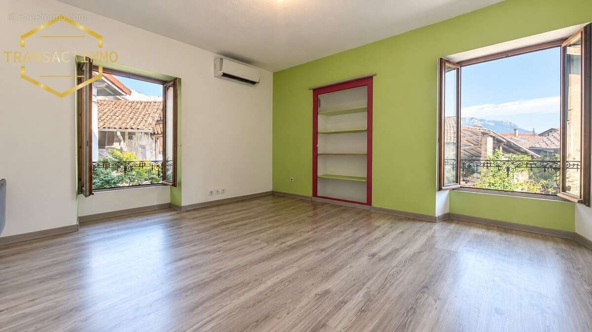 Maison 70 m² à Tencin  - photo 8