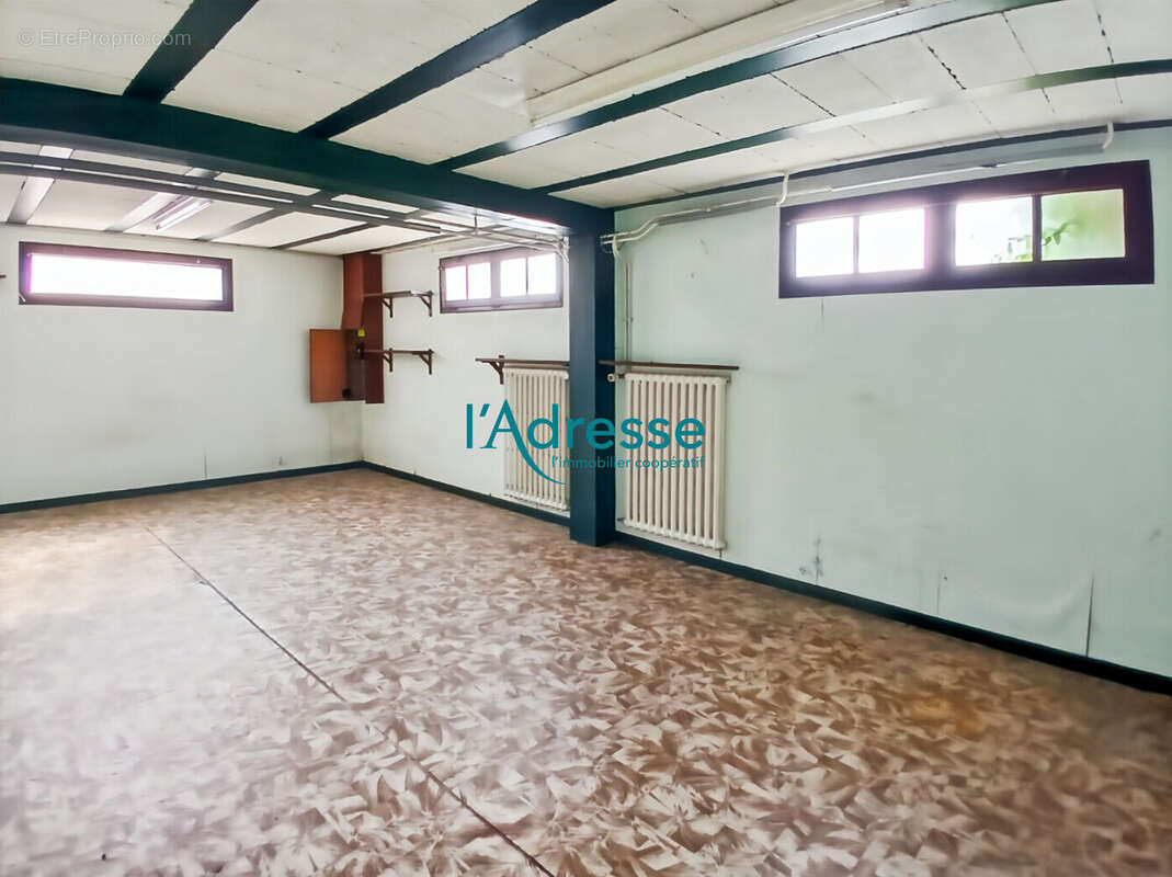 Maison à VILLEDIEU-LA-BLOUERE